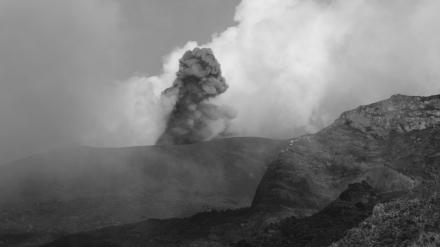 LA NOSTRA ISOLA / OUR ISLAND / UNSERE INSEL